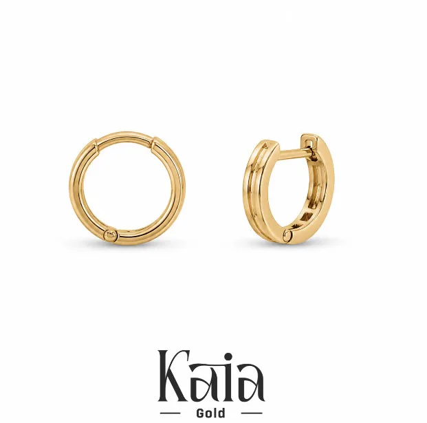 گوشواره حلقه روی بدن